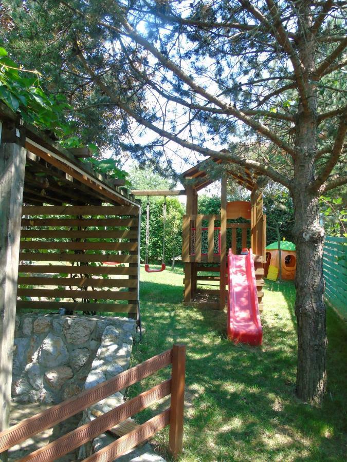 Home Away From Home Ilidža Екстериор снимка
