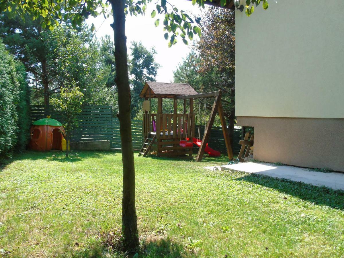 Home Away From Home Ilidža Екстериор снимка